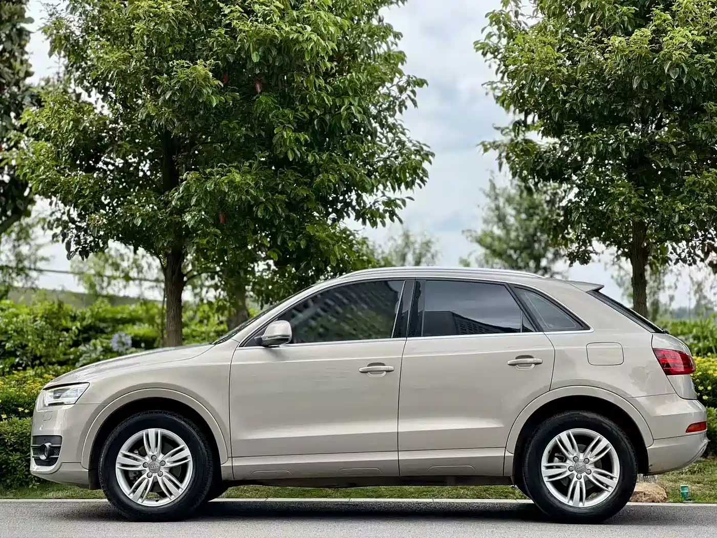 Audi Q3 2015 35 TFSI quattro Technology фото 8