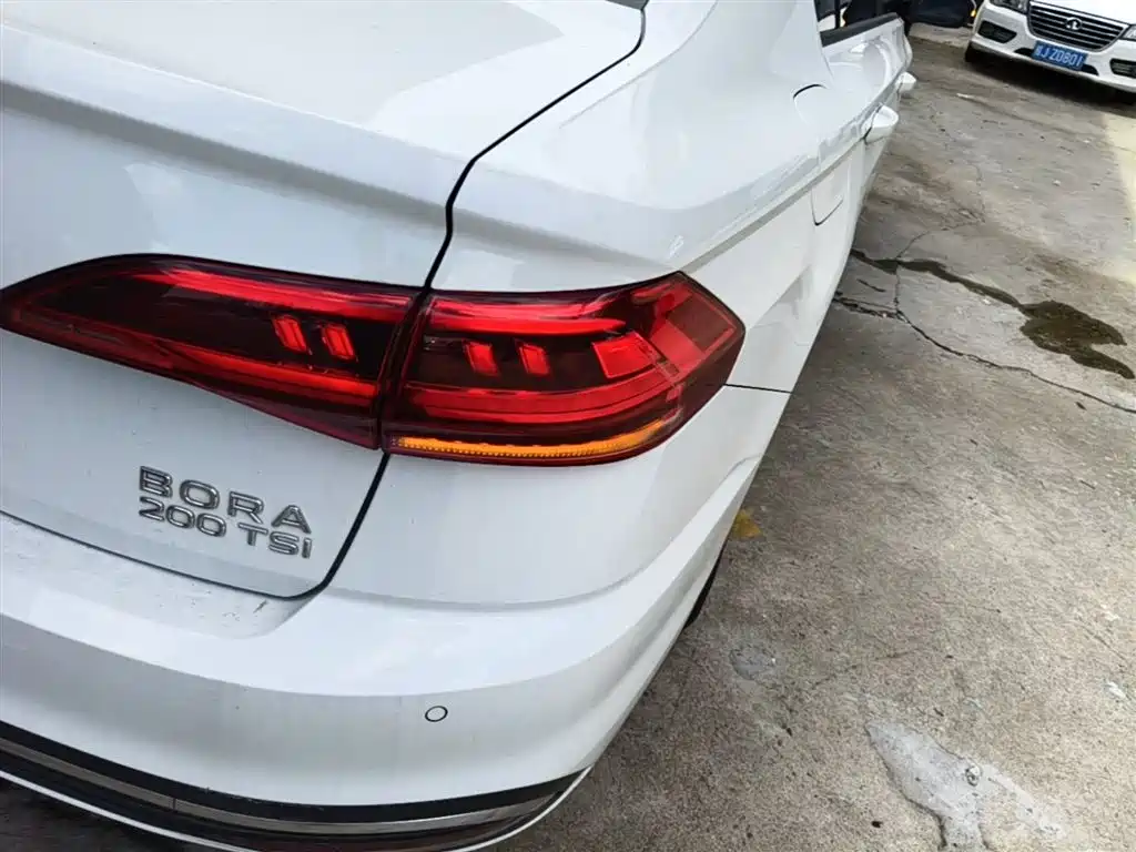 Volkswagen Bora 2023 200TSI DSG Comfort Edition фото 8
