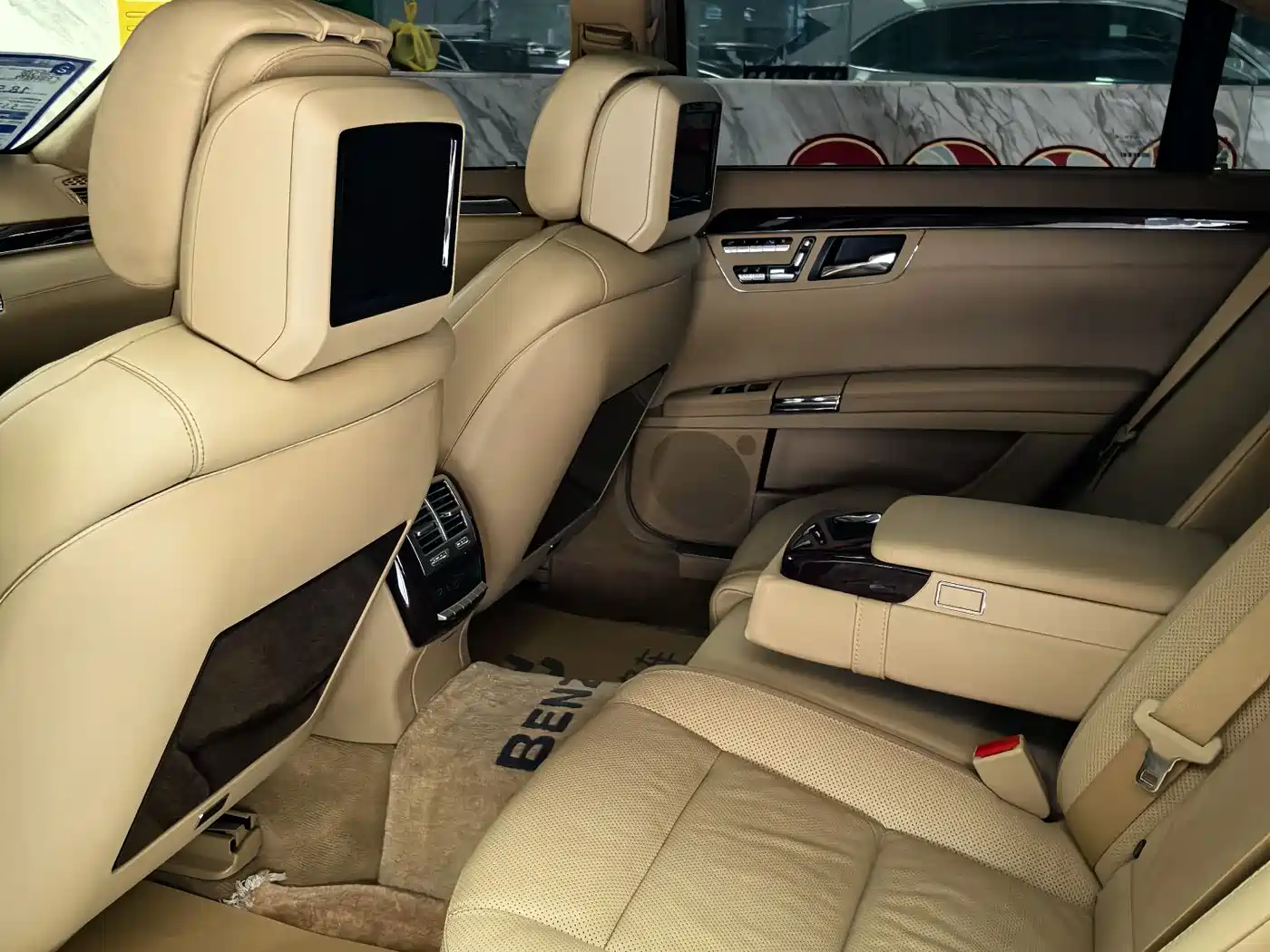 Mercedes-Benz S-Class 2012 S 500 L 4MATIC Grand Edition фото 9