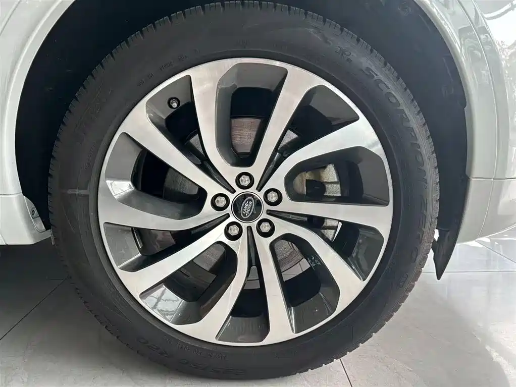 Land Rover Discovery Sport 2020 249PS R-Dynamic Performance фото 17