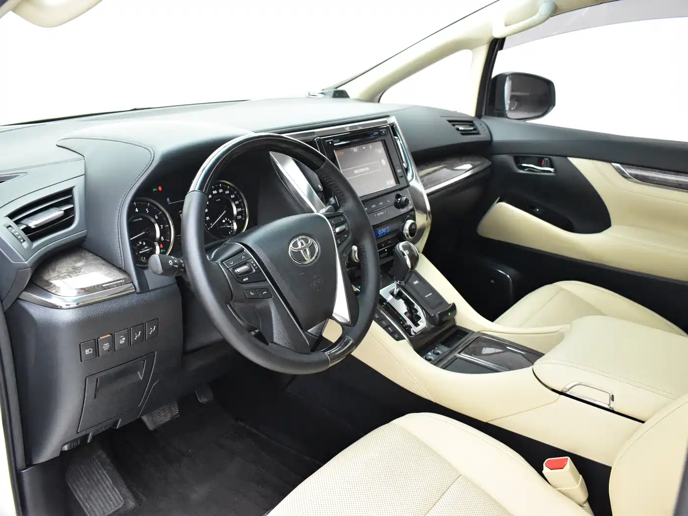 Toyota Alphard 2018 3.5L Premium фото 6