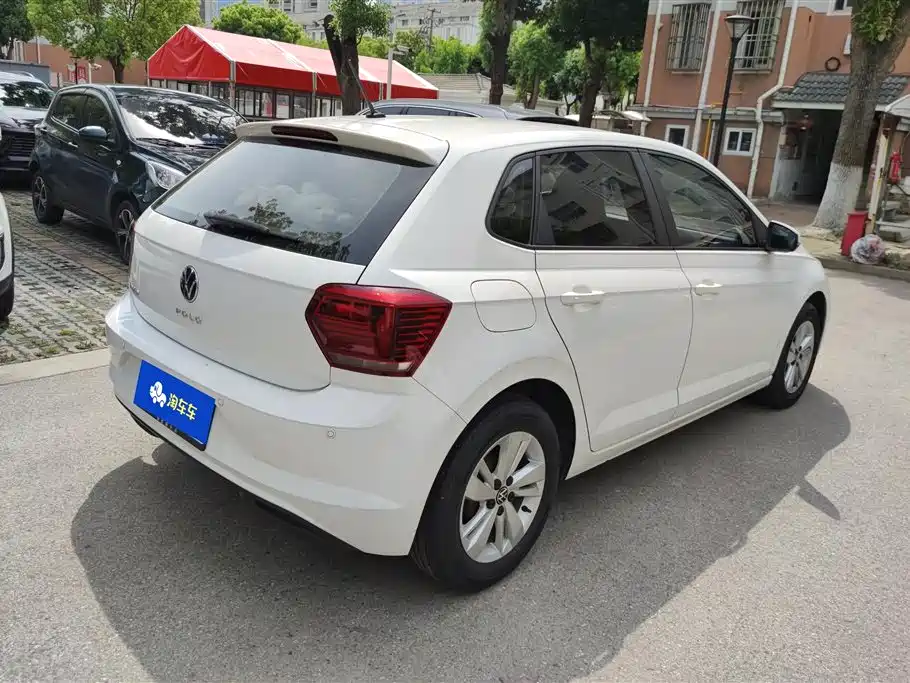 Volkswagen Polo 2022 Plus 1.5L Automatic Joyful Living Edition фото 3