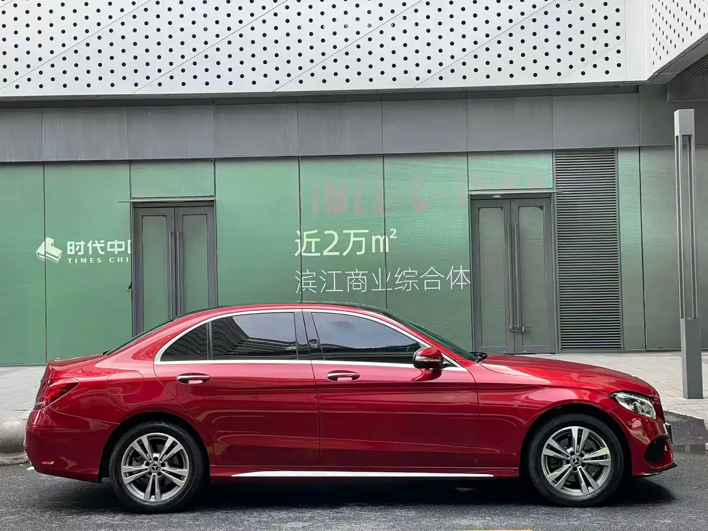 Mercedes-Benz C-Class 2017 Facelift C 200 L Sport Edition фото 4