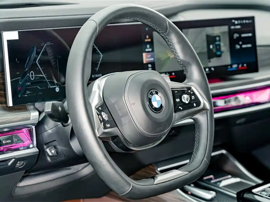 BMW 7 Series 2023 Model 740Li Leading Luxury Package фото 9