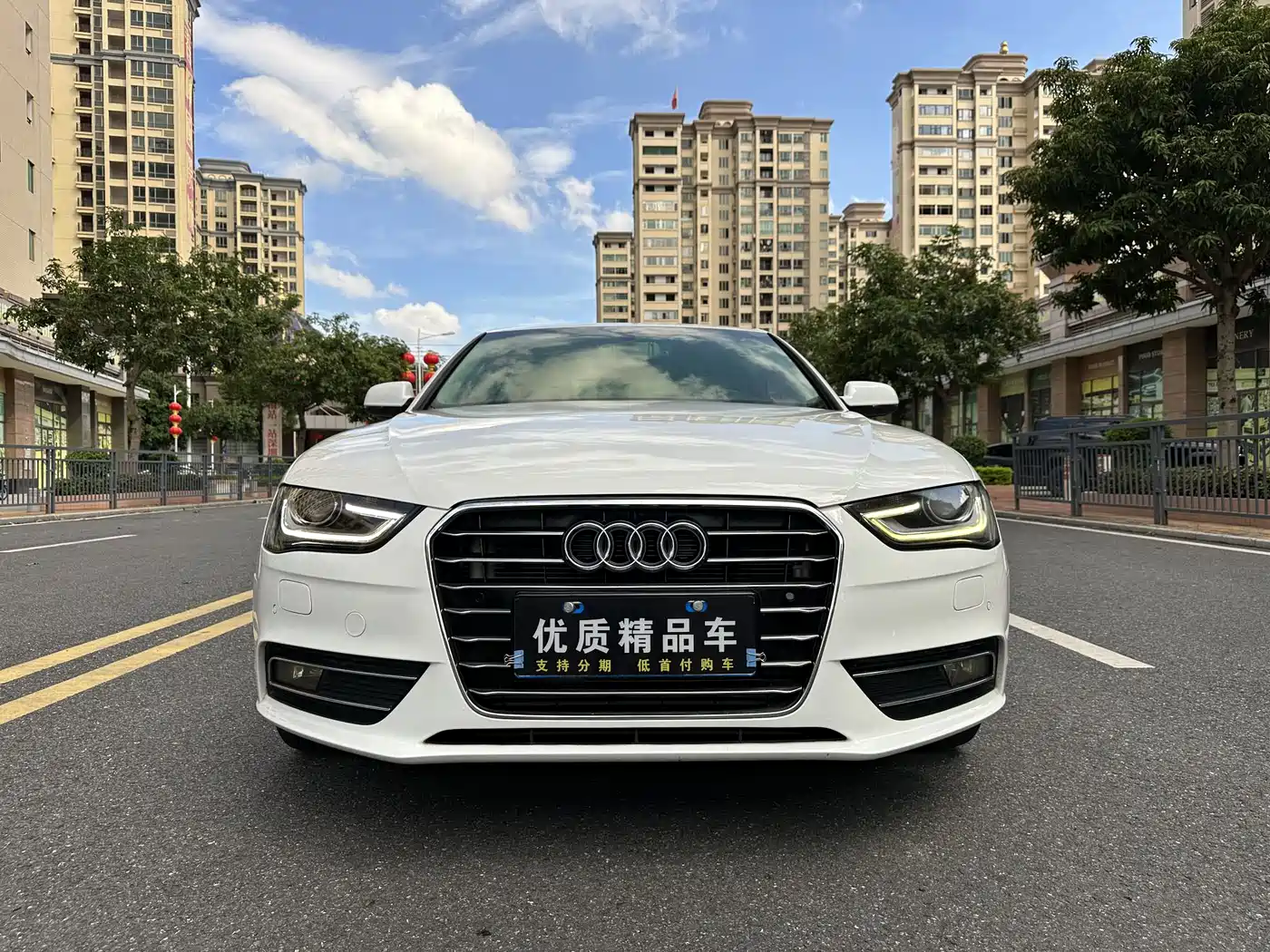 Audi A4L 2016 35 TFSI Automatic Comfort фото 2