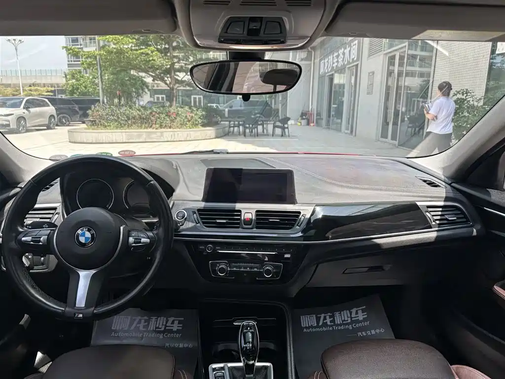 BMW 1 Series 2020 Model 120i M Sport Package фото 6