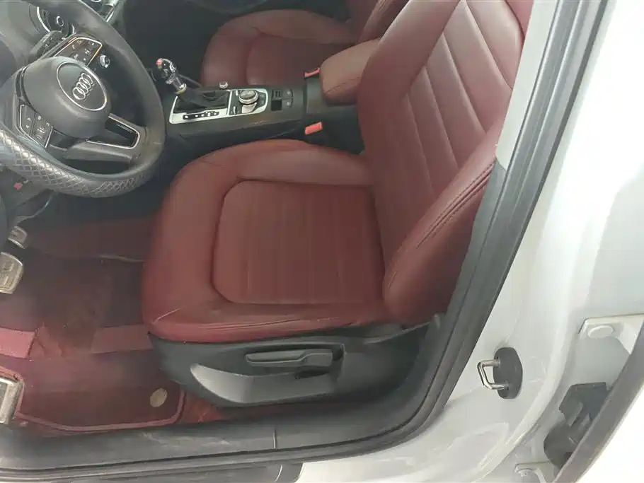 Audi A3 2017 Sportback 35 TFSI Progressive фото 9