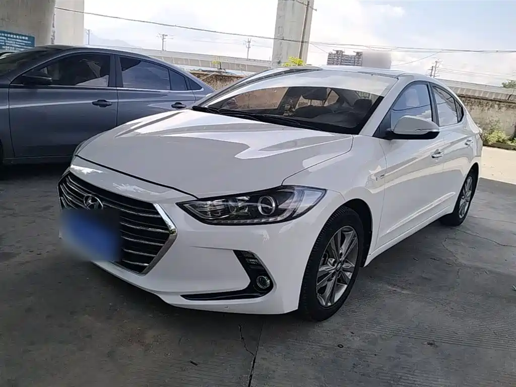 Hyundai Elantra 2016 1.4T DCT Dynamic·Elite Edition фото 2