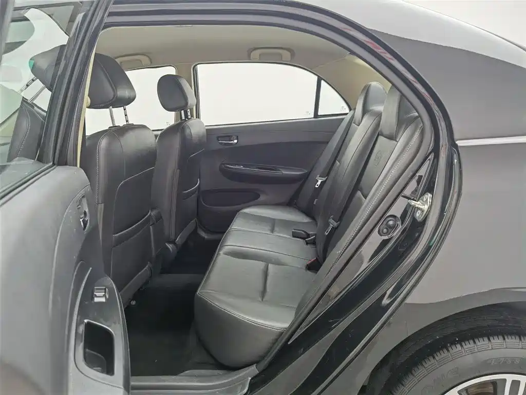 BYD F3 2020 1.5L Manual Luxury Edition фото 15