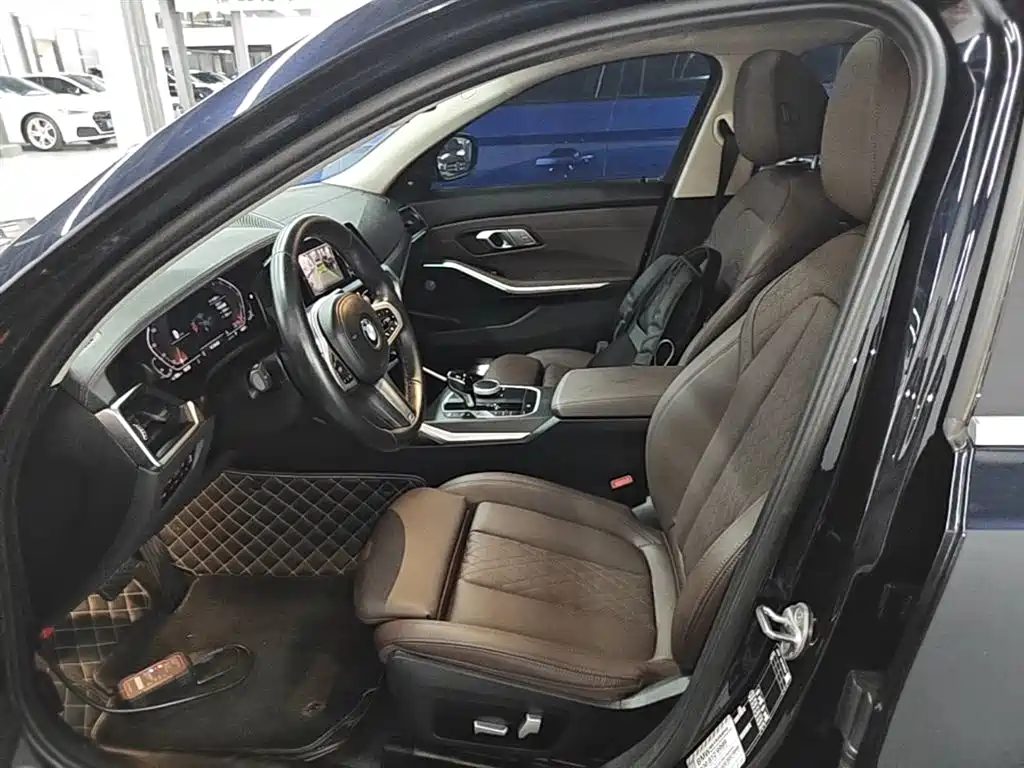 BMW 3 Series 2022 Facelift 325i M Sport Package фото 15
