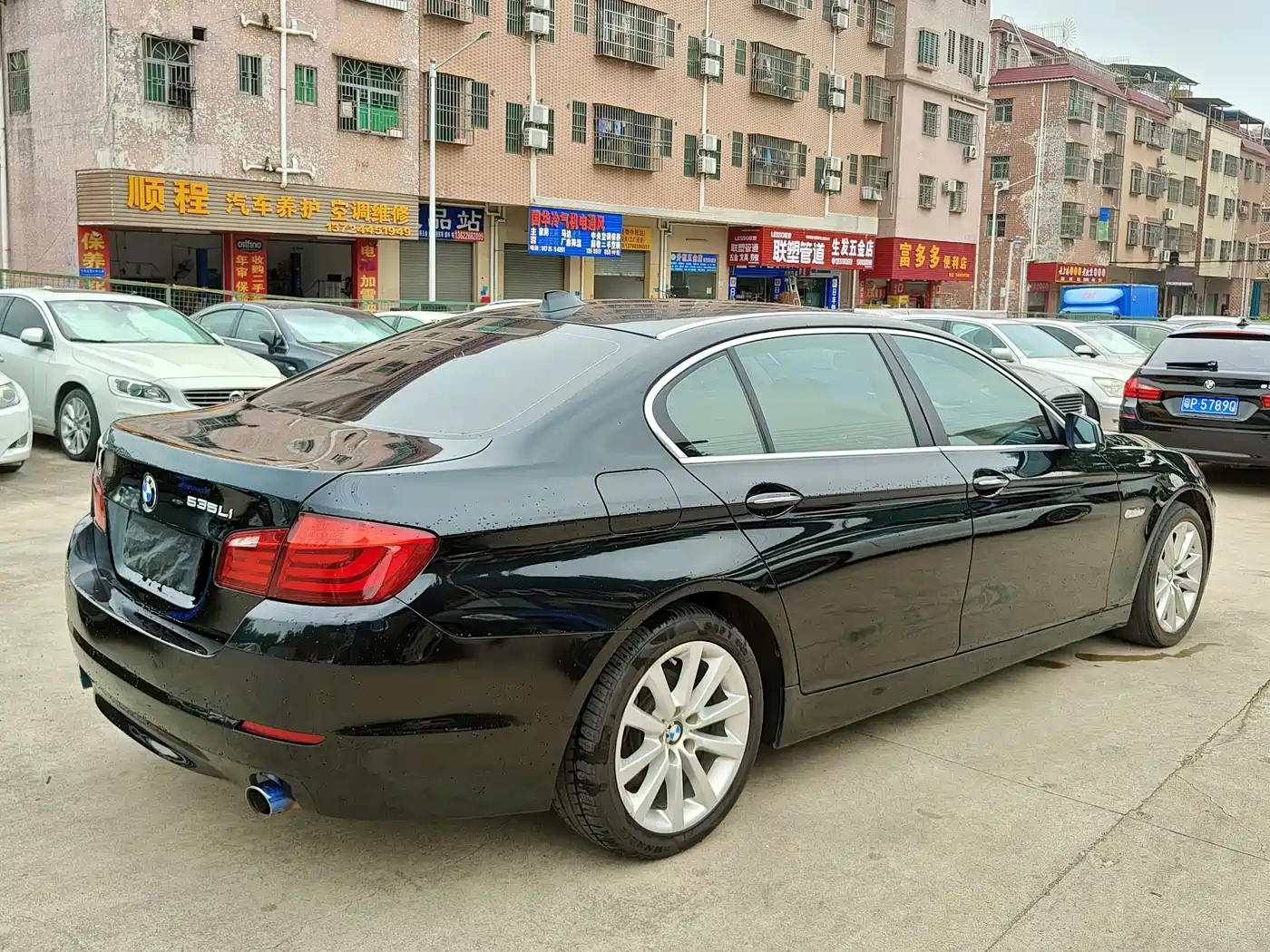 BMW 5 Series 2012 535Li Luxury фото 37