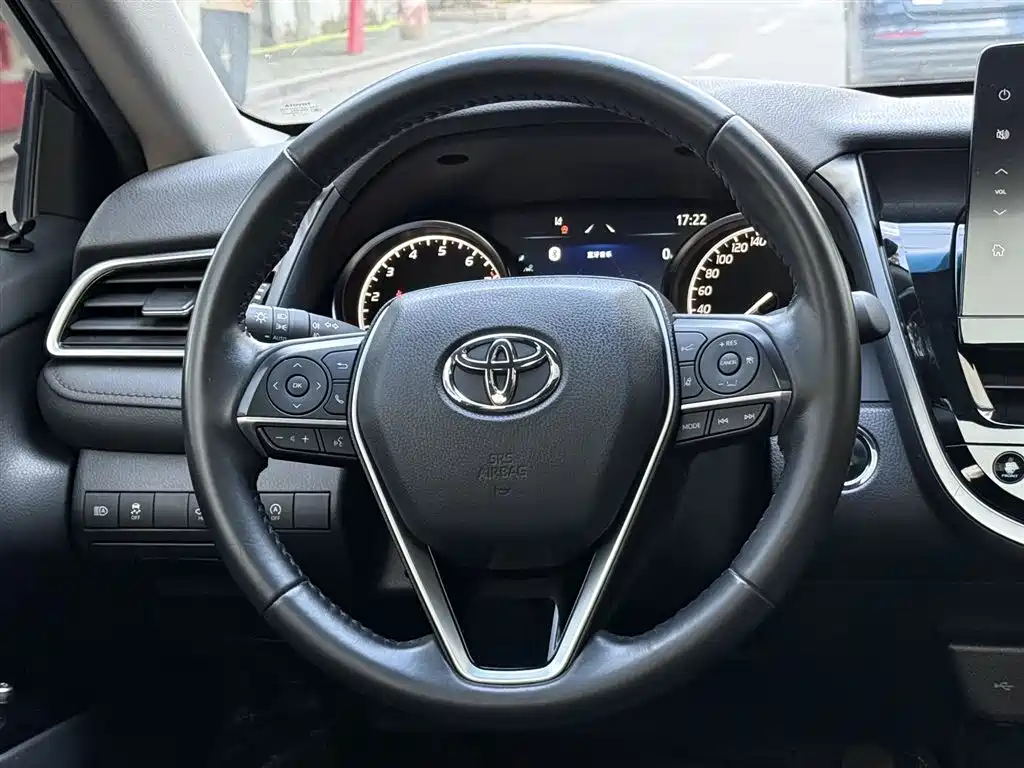 Toyota Camry 2021 2.0G Luxury Edition фото 6