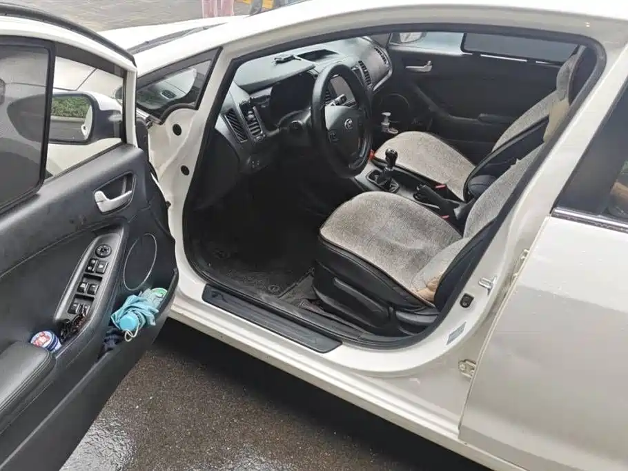 Kia K3 2013 1.6L Manual GLS фото 17