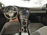 Фото 10 - Volkswagen Golf