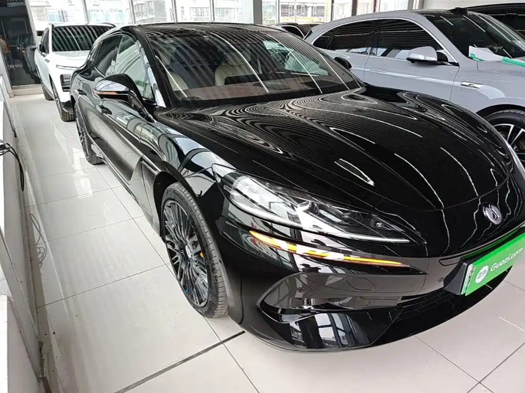 Denza Z9GT 2024 Model 1100 AWD Max Edition фото 4
