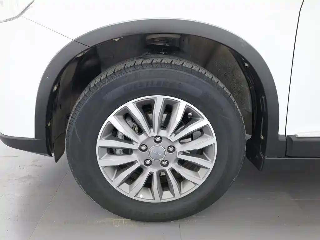 Фото 17 - Haval H6