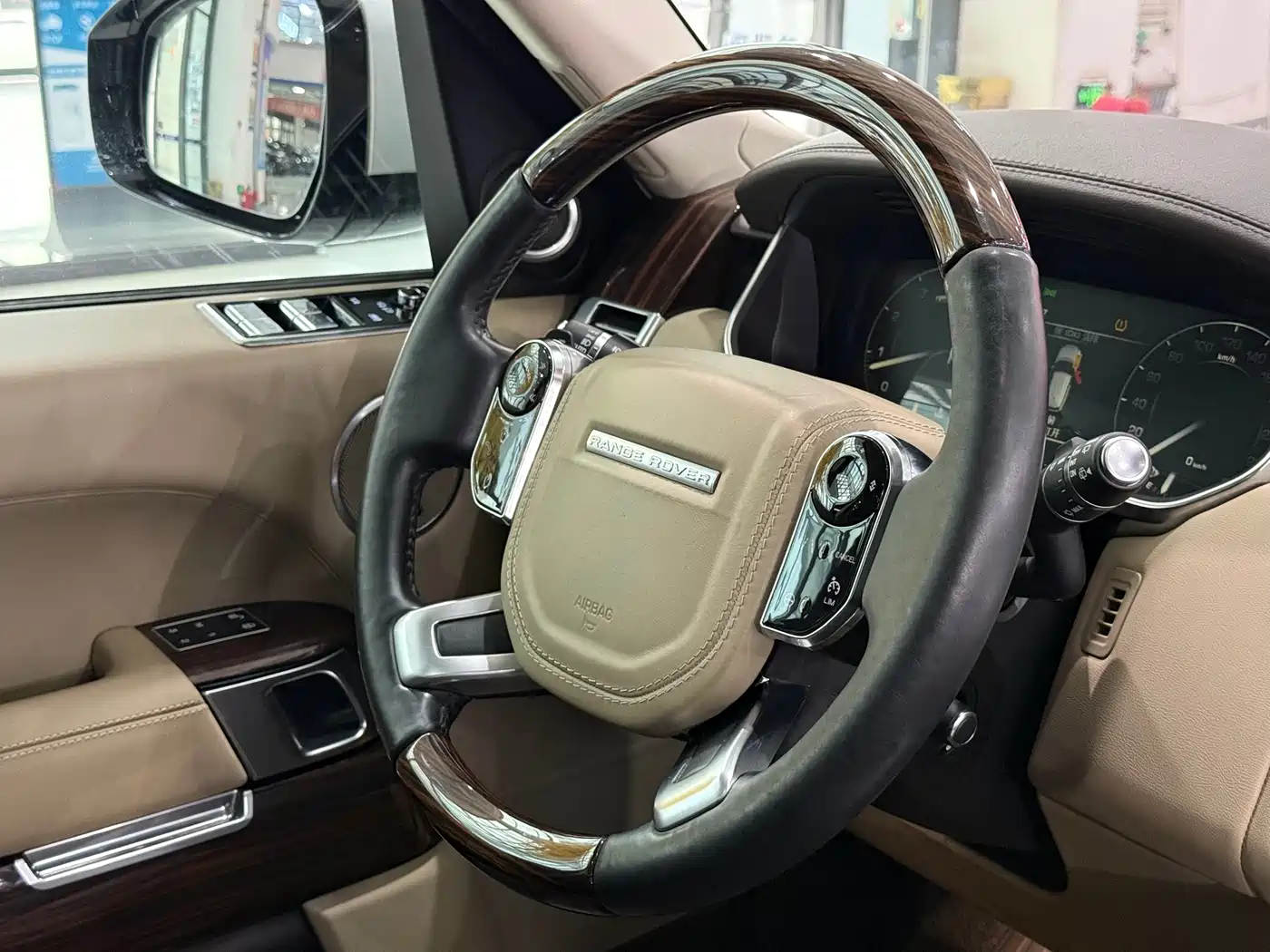 Land Rover Range Rover 2016 3.0 SC V6 Vogue фото 16