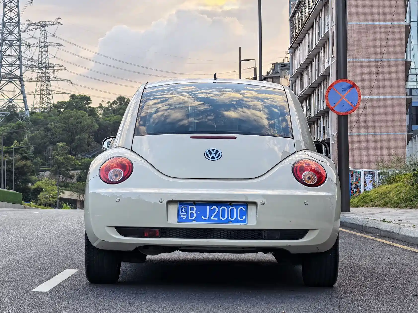 Photo 13 - Volkswagen Beetle