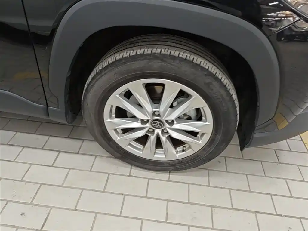 Toyota Corolla Cross 2022 2.0L Pioneer Edition фото 14