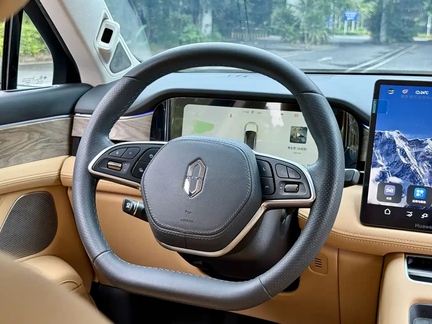AITO Wenjie AITO M5 2022 Extended Range AWD Ultimate Edition фото 15
