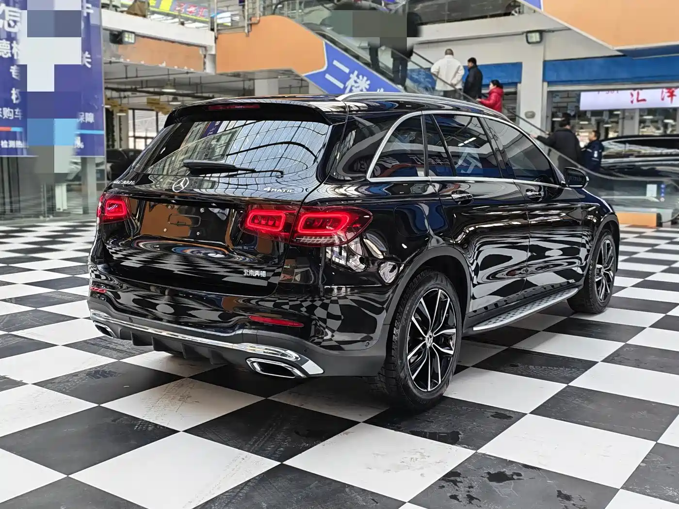 Mercedes-Benz GLC 2020 Facelift GLC 300 L 4MATIC Dynamic фото 5