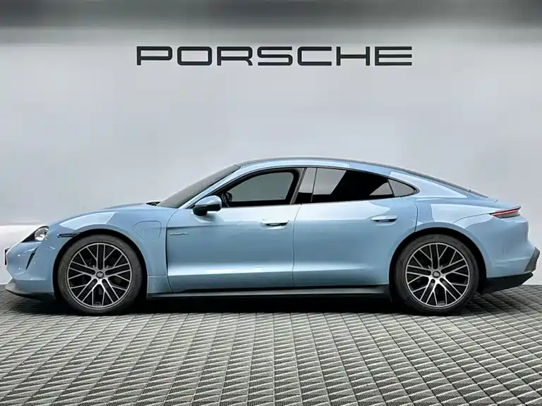 Porsche Taycan 2024 2022 Taycan