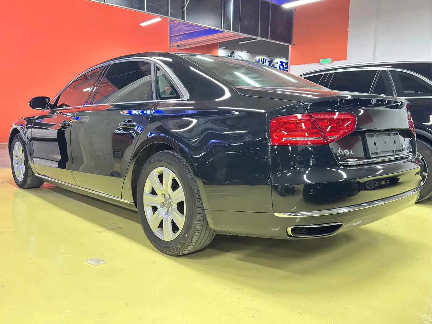 Audi A8 2013 A8L 45 TFSI quattro Luxury фото 9