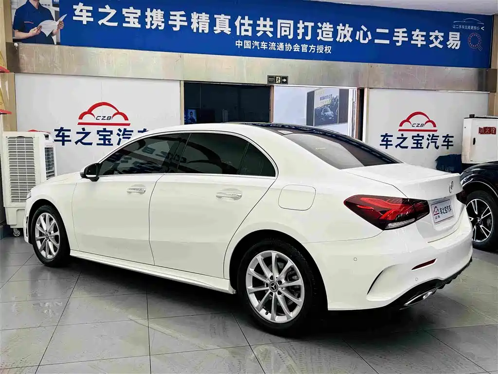 MERCEDES-BENZ CLASS A