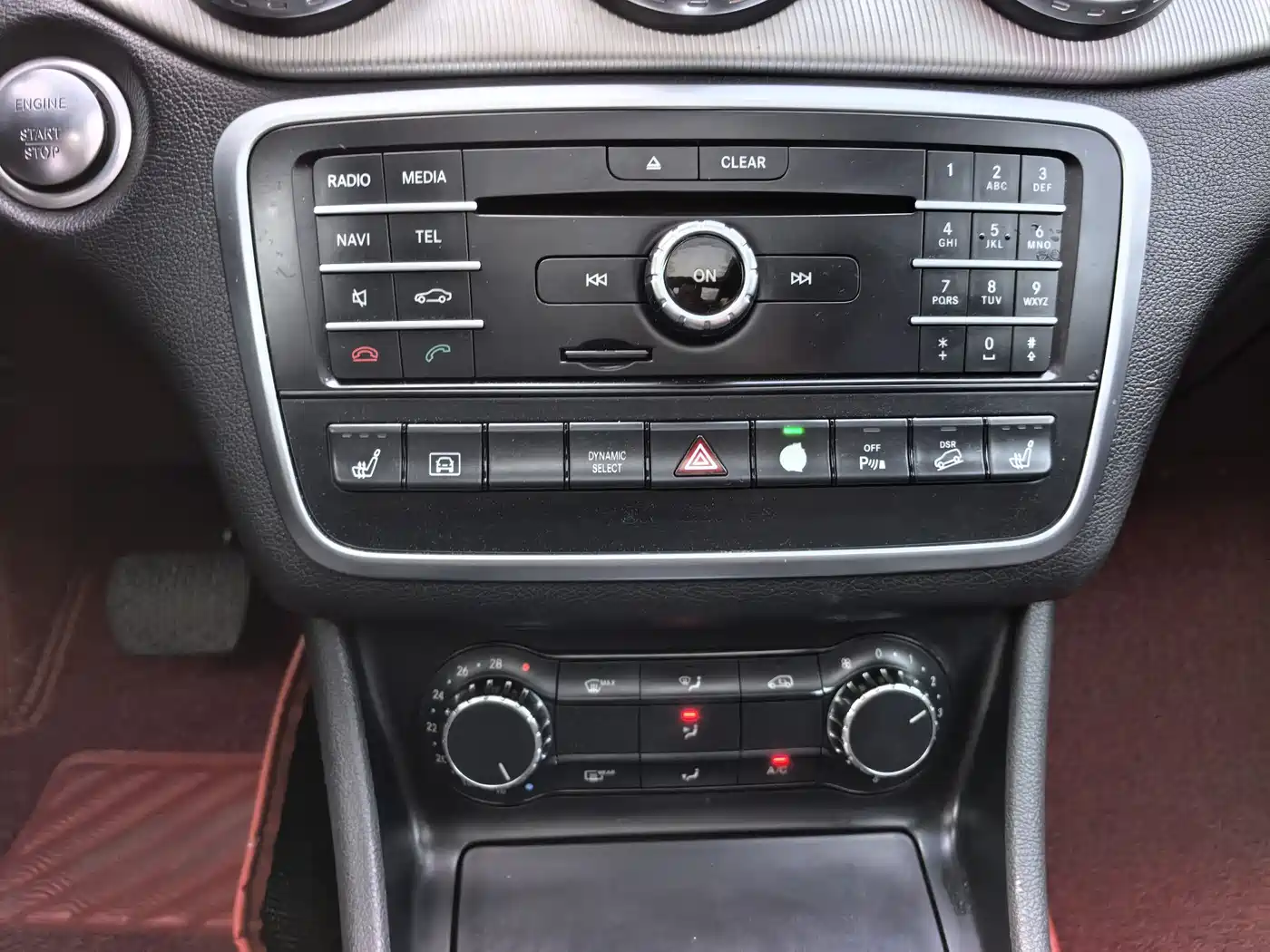 Mercedes-Benz GLA 2016 GLA 220 4MATIC Fashion фото 15