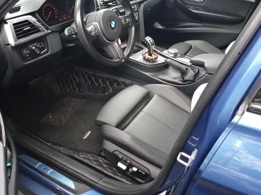 BMW 3 Series 2019 320Li M Sport Black Night Edition фото 9