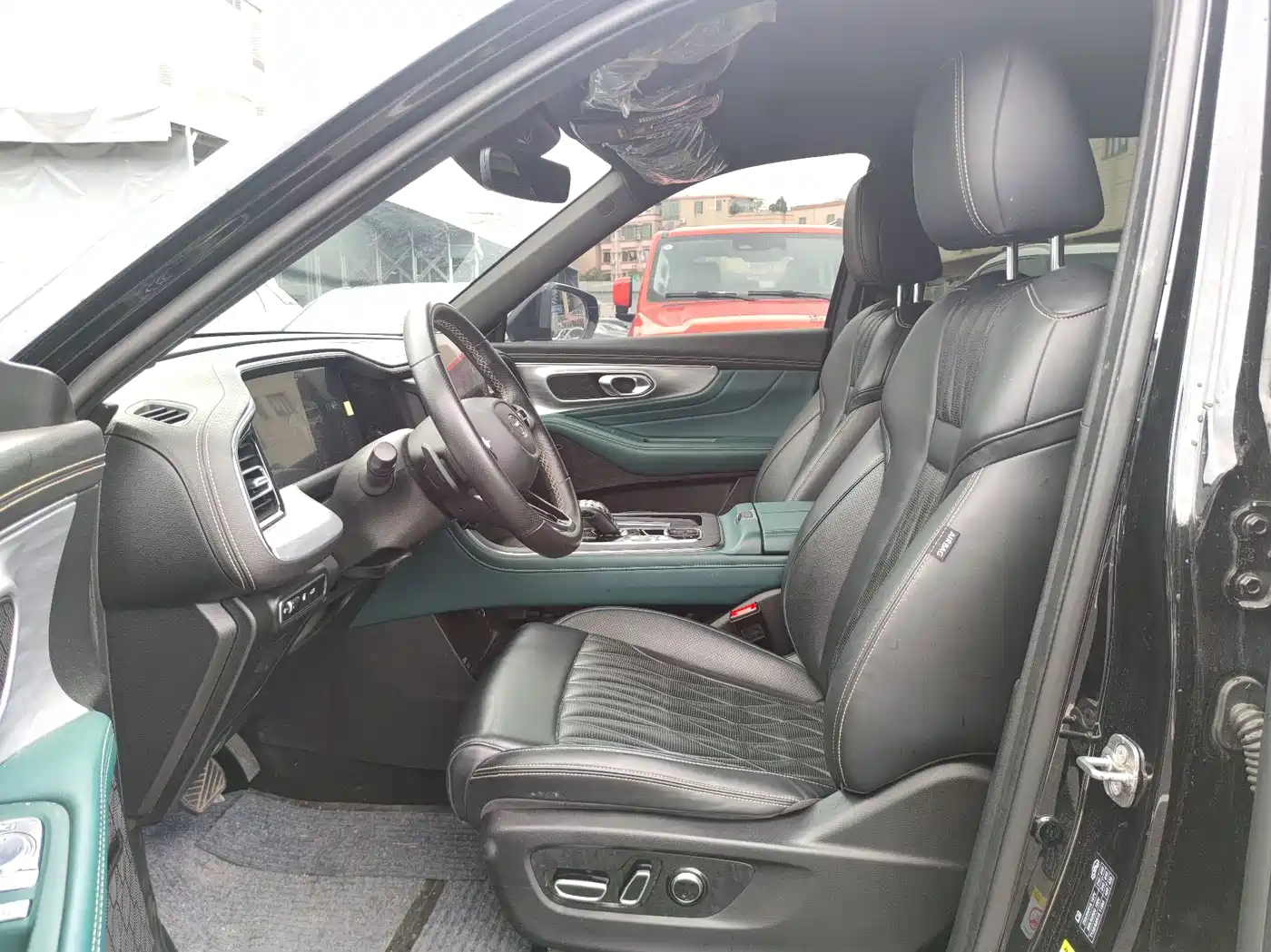 GAC Trumpchi Trumpchi GS8 2022 Pilot Series 2.0TGDI 2WD Luxury Smart Connect Edition (7-Seater) фото 9