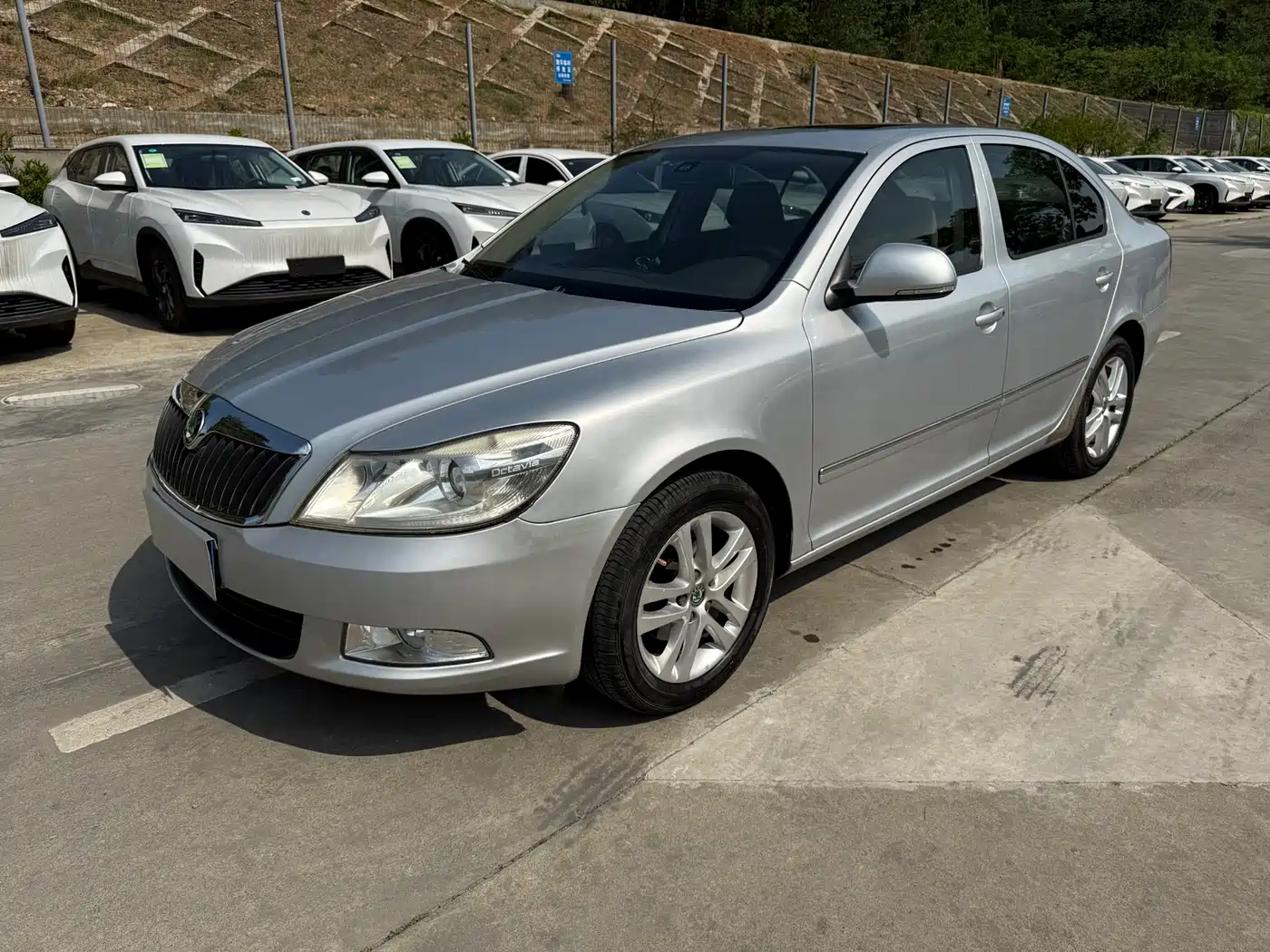 Škoda Octavia 2013 1.6L Automatic Prestige Edition
