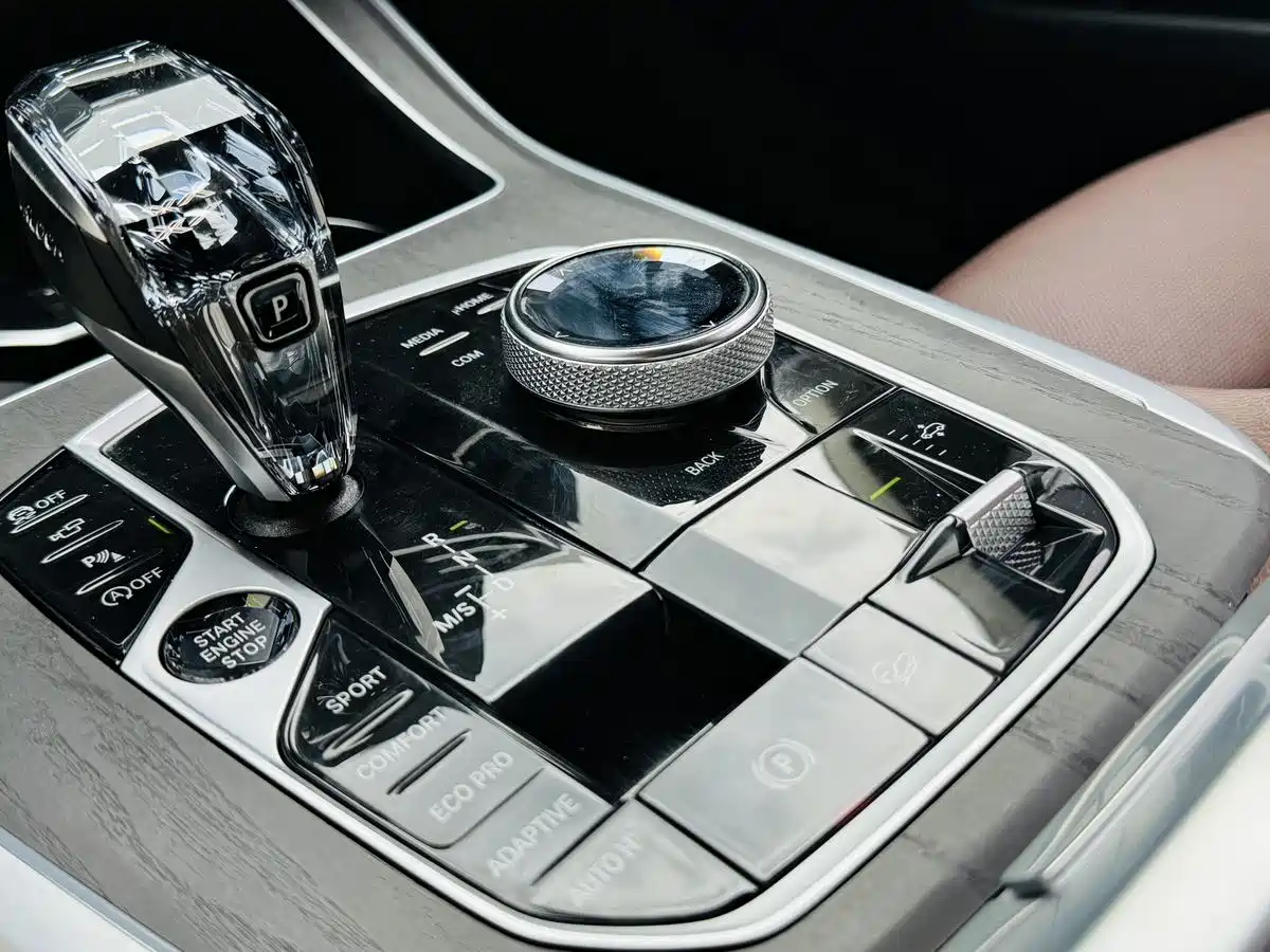 BMW X7 2021 xDrive40i Leading Luxury Package фото 11