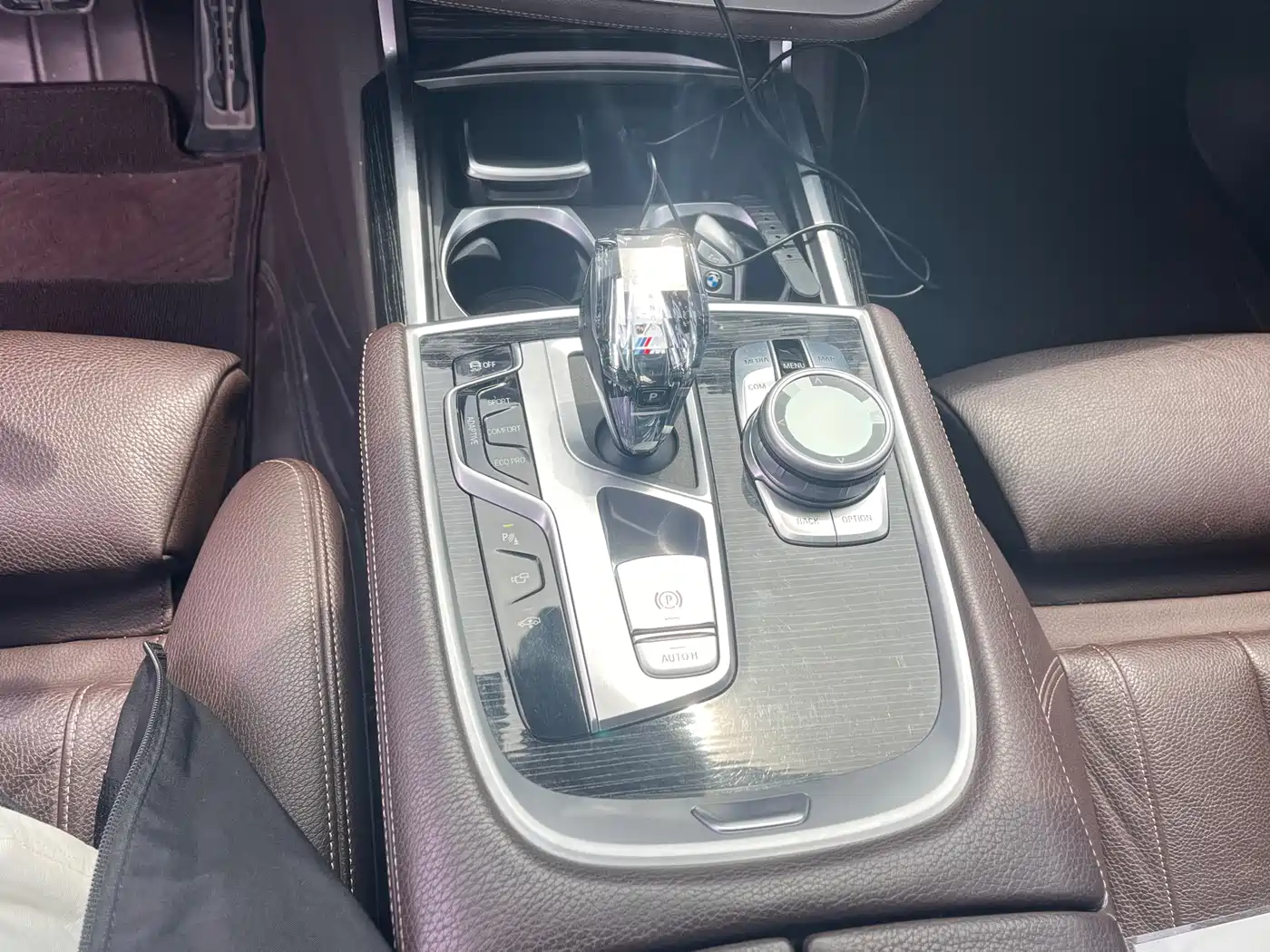 BMW 7 Series 2018 730Li Leading Type M Sport Package фото 8