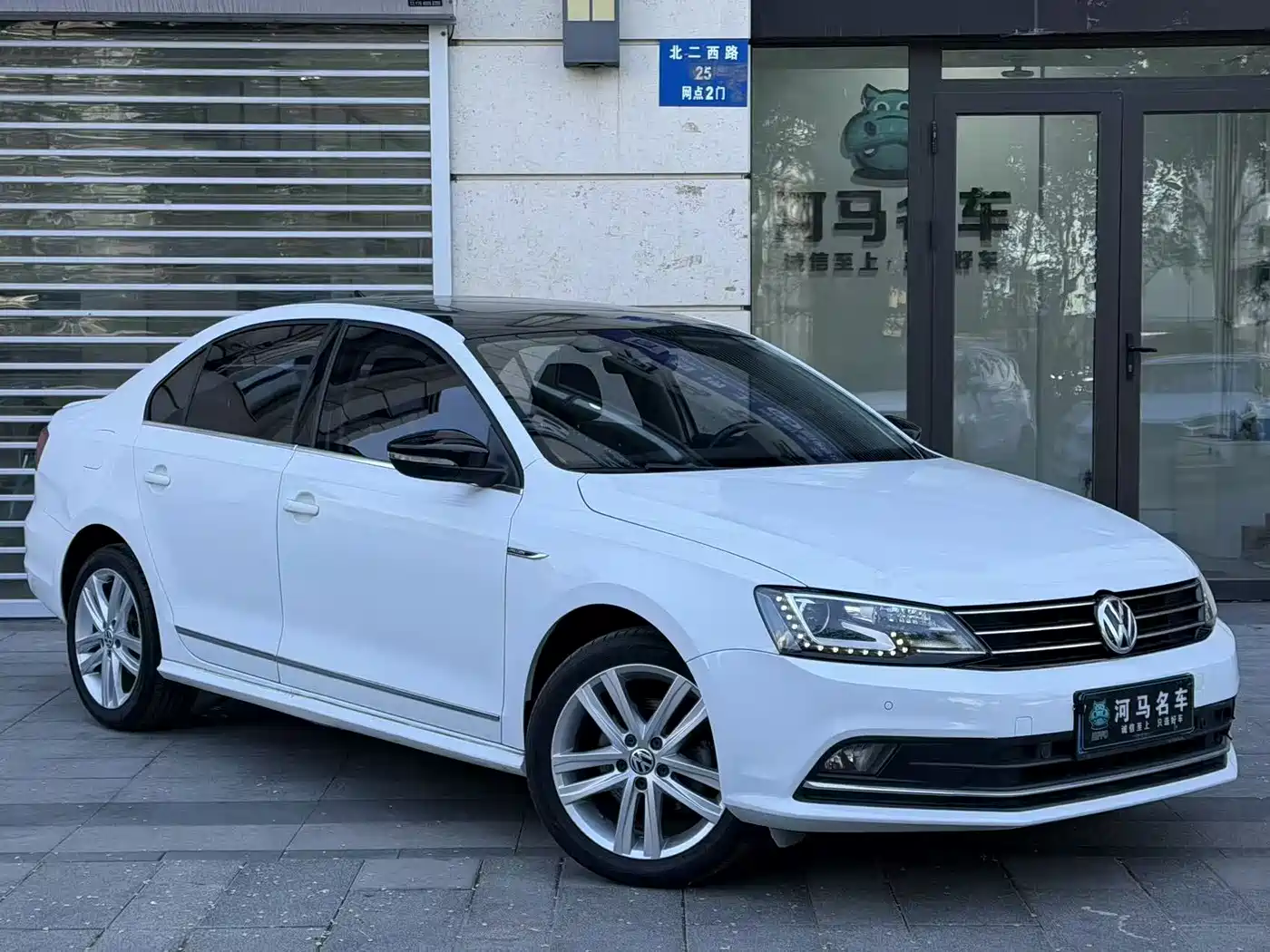 Volkswagen Sagitar 2018 280TSI DSG Luxury фото 3