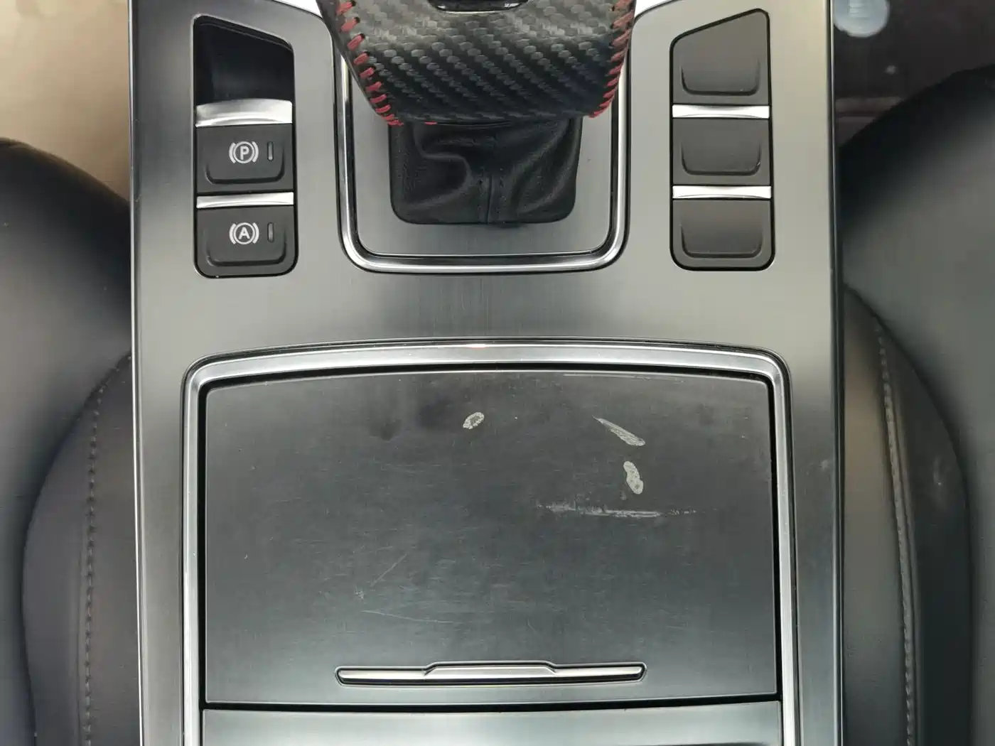 Hongqi H5 2020 1.8T Automatic Smart Connection Qi Rhythm Edition фото 10