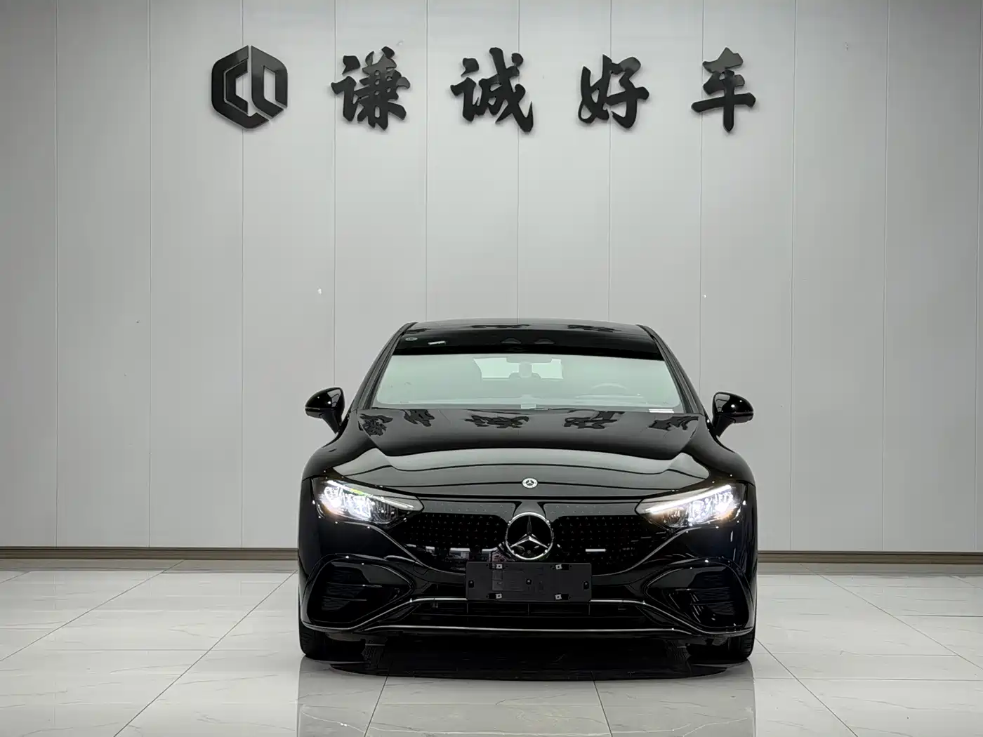 Mercedes-Benz EQE 2025 2025 Model 500 4MATIC Luxury Edition