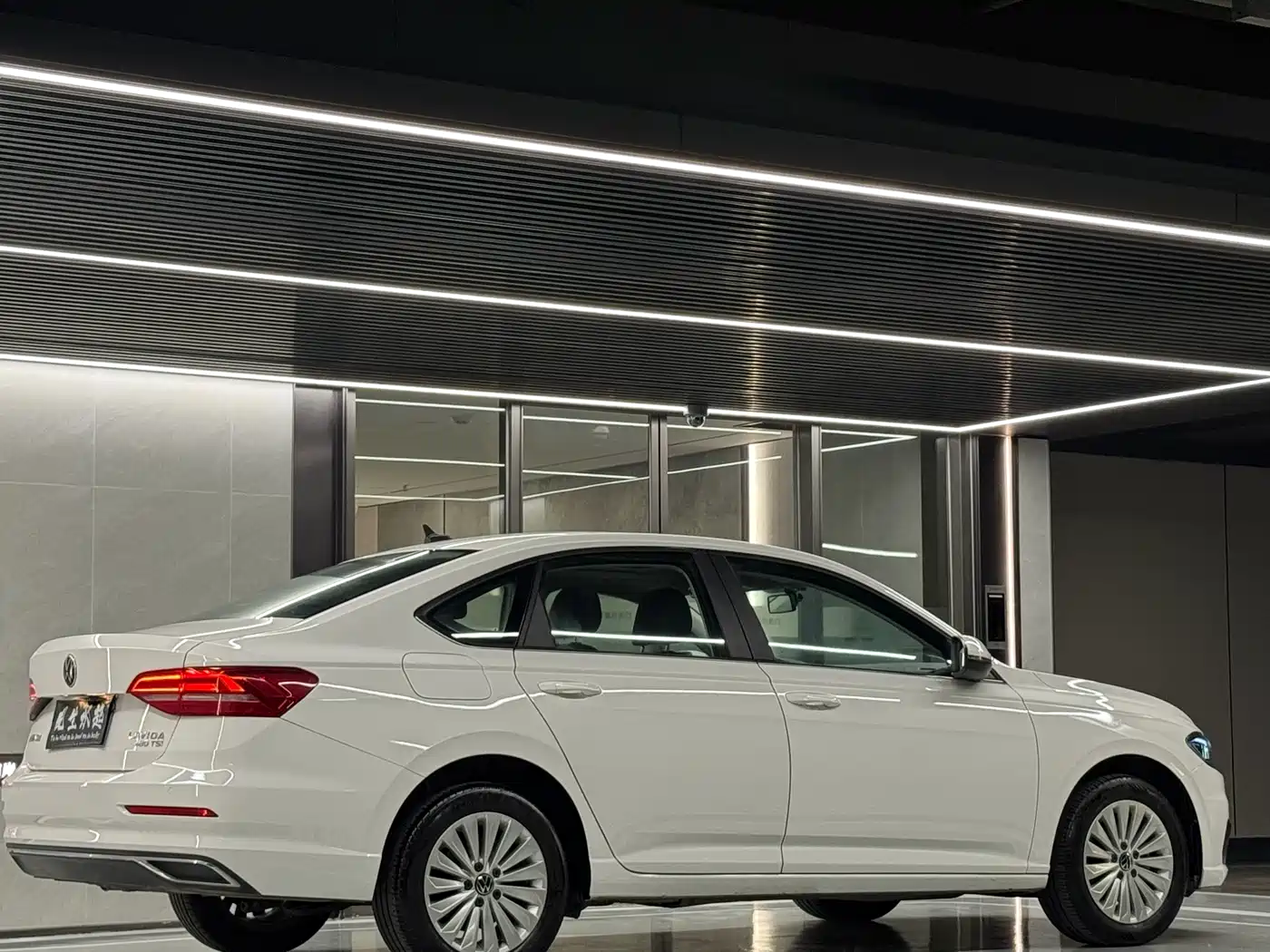 Volkswagen Lavida 2021 1.5L Auto Comfort Edition фото 16