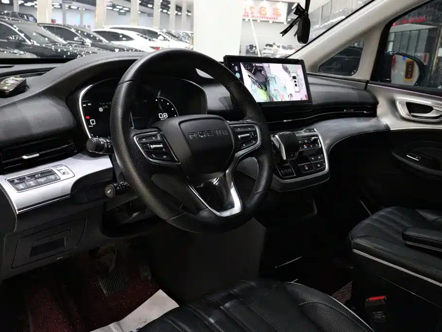 Фото 6 - Roewe iMAX8