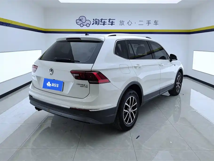 Volkswagen Tiguan L 2018 280TSI Automatic 2WD Comfort фото 3