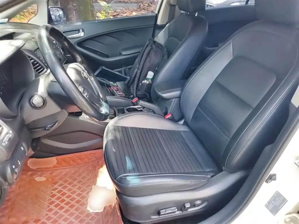Kia K3 2017 1.6L Automatic 15th Anniversary Special GLS фото 15