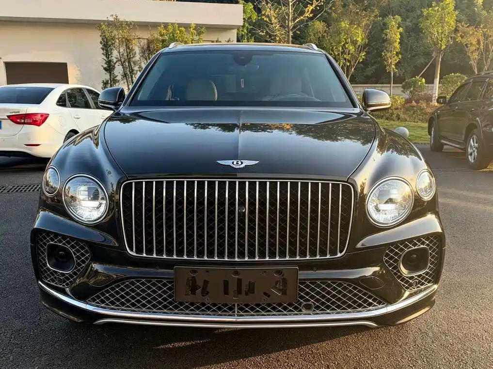 Bentley Bentayga 2022 — пригон из Китая