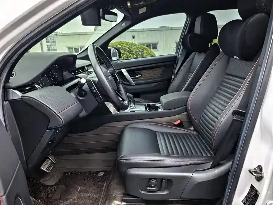 صورة 4 - Land Rover Discovery Sport