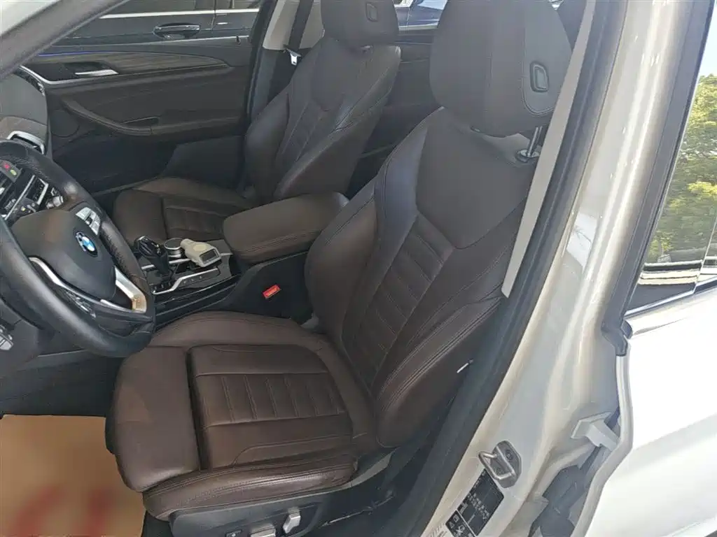 BMW X3 2021 xDrive28i Luxury Package фото 15