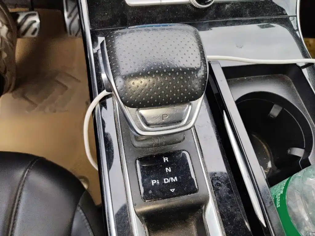 Фото 7 - Roewe RX5 MAX