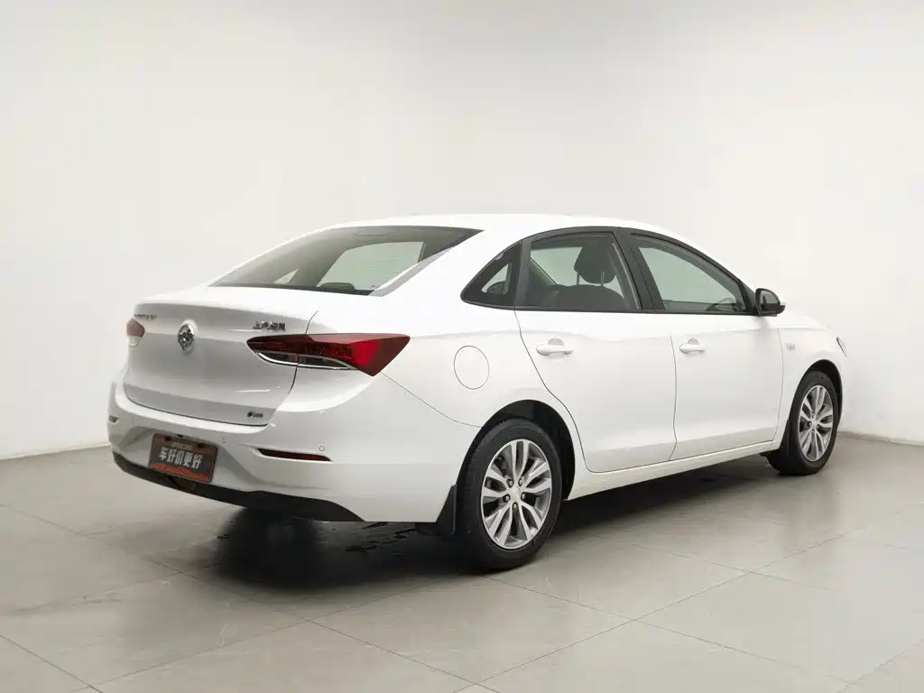 Фото 2 - Buick Excelle