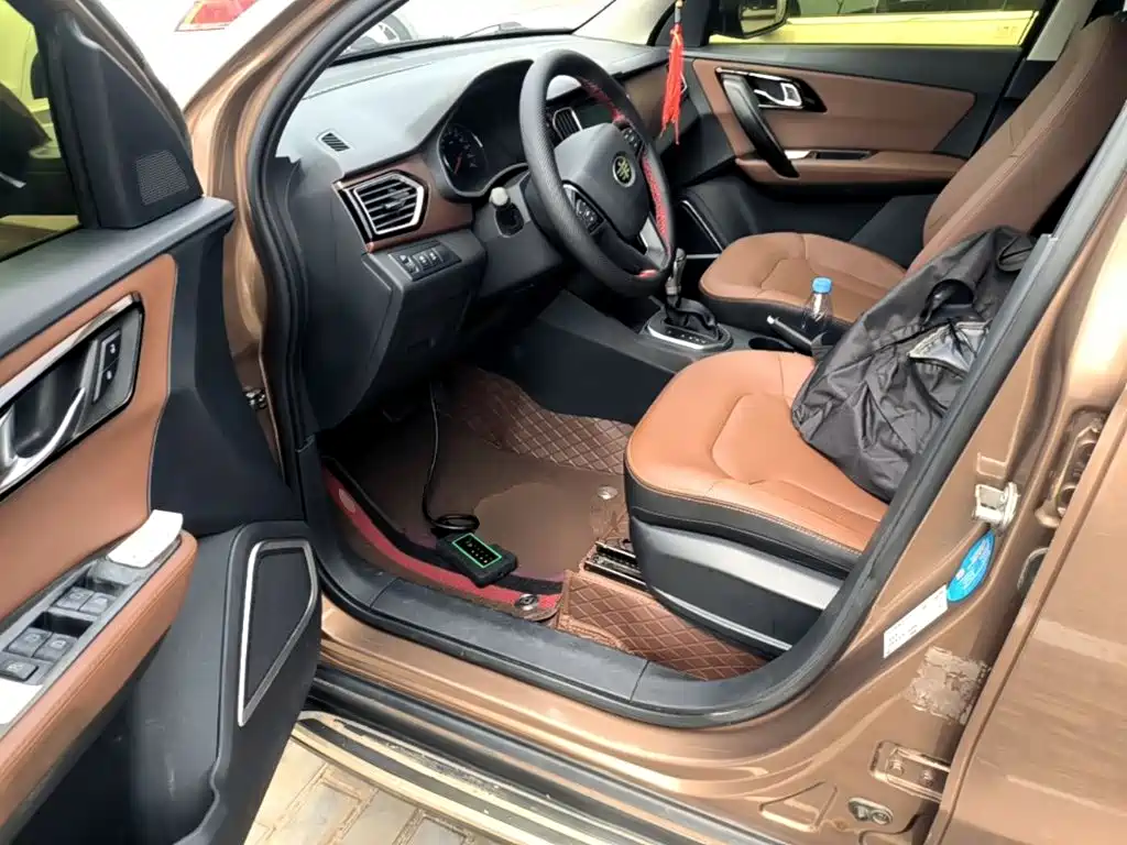 FAW Senya R7 2017 2017 Model 1.6L Automatic Luxury