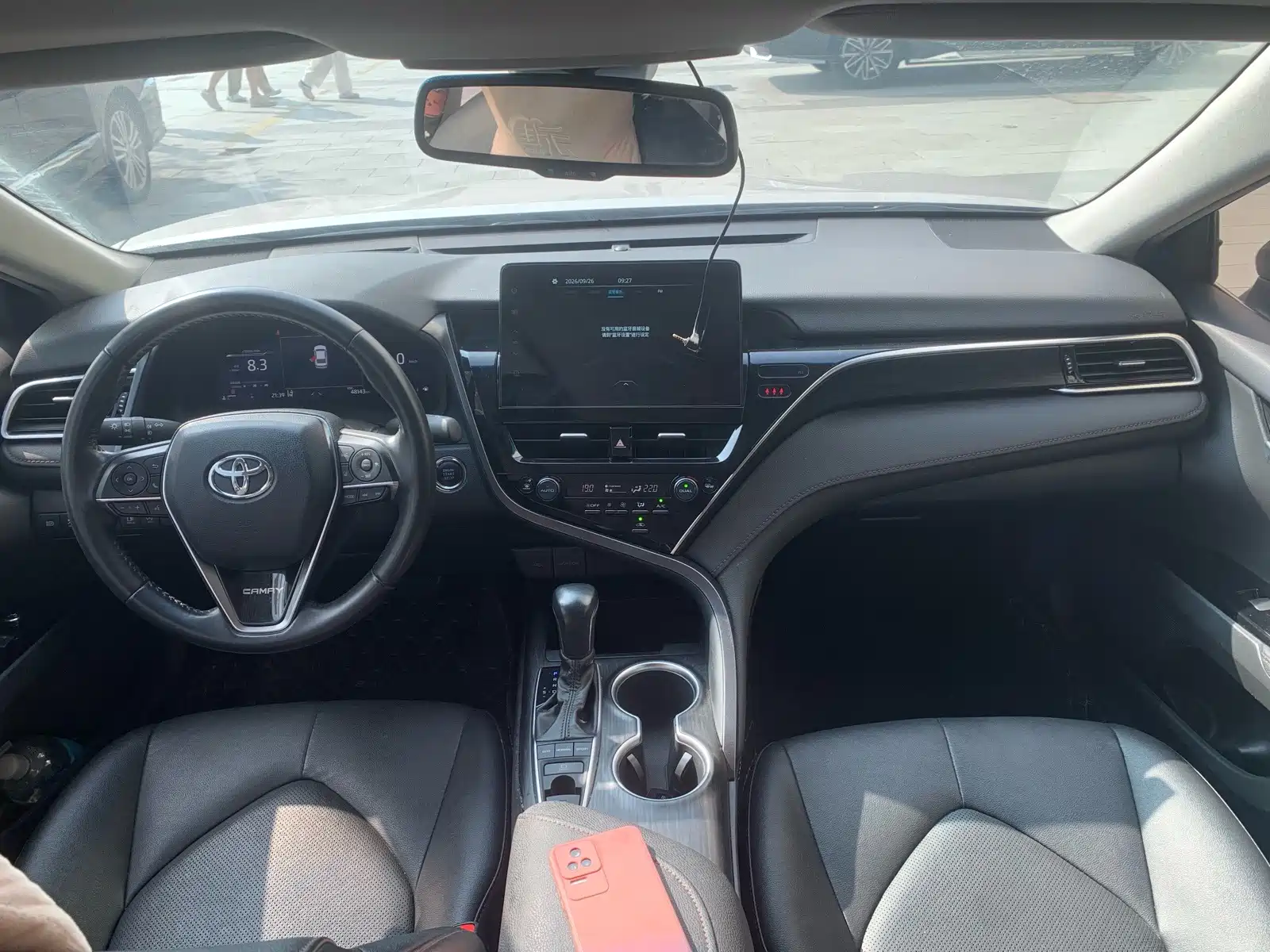 Фото 6 - Toyota Camry