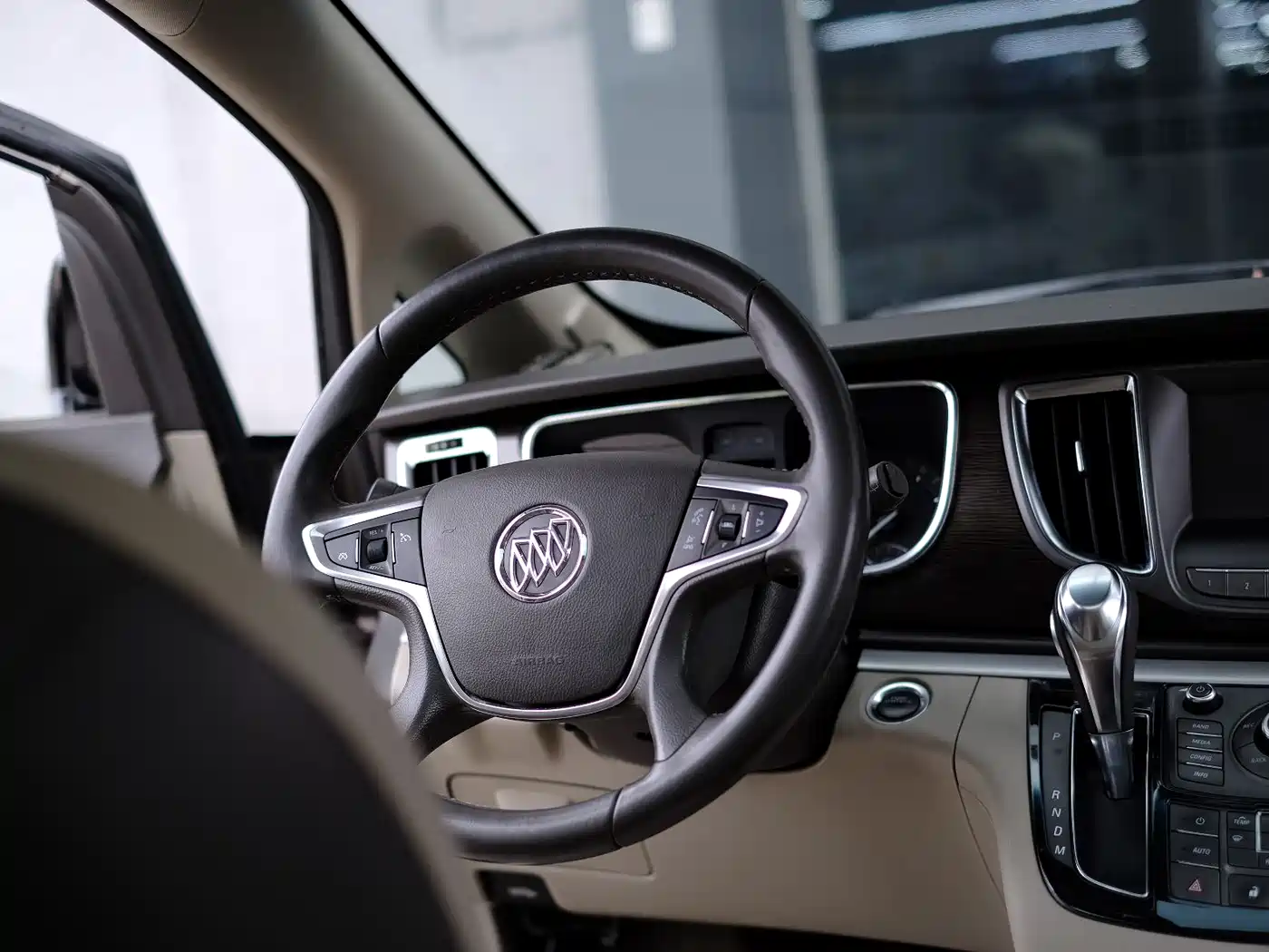 Buick GL8 2013 2.4L LT Luxury Business Executive Edition фото 54
