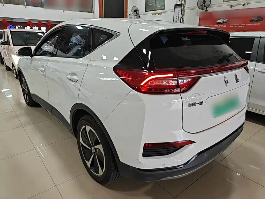 Hongqi E-HS3 2021 2019 Smart Connection Flag Joy FWD Version